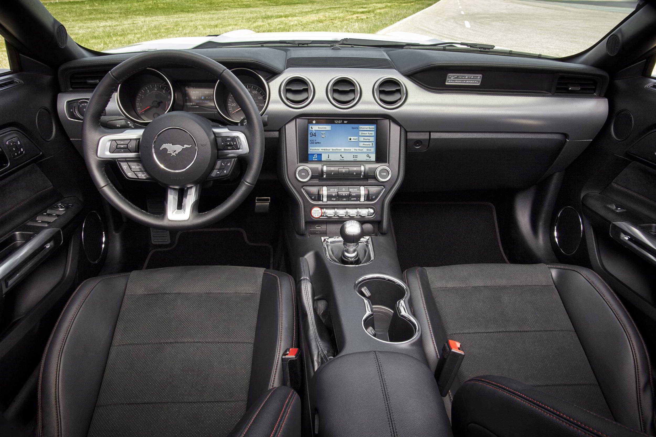 Ford Mustang 2015-2016 - цена, фото, технические ...