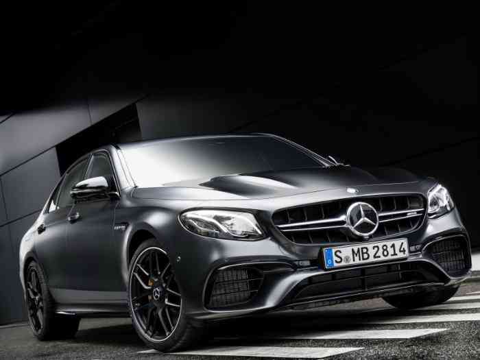 Mercedes-Benz презентовал самый мощный E-класс Mercedes-Benz презентовал самый мощный E-класс