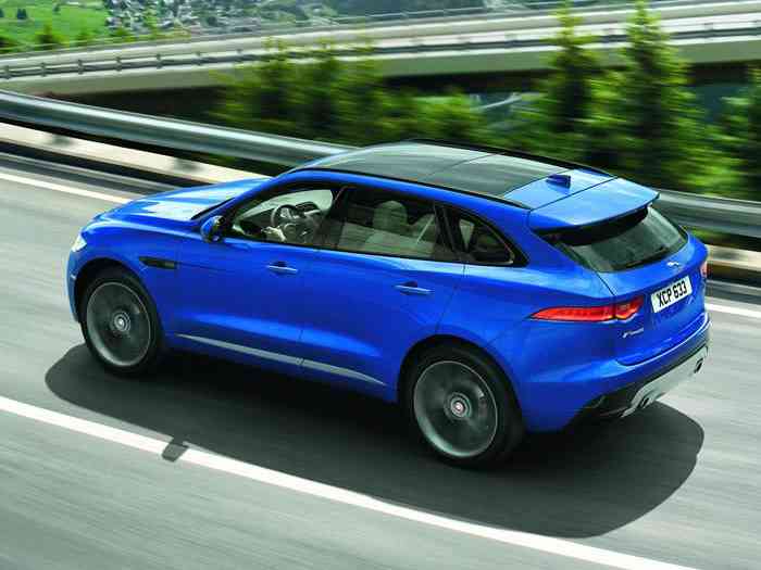 Jaguar F-Pace получил титул «Всемирный автомобиль года 2017» Jaguar F-Pace получил титул «Всемирный автомобиль года 2017»