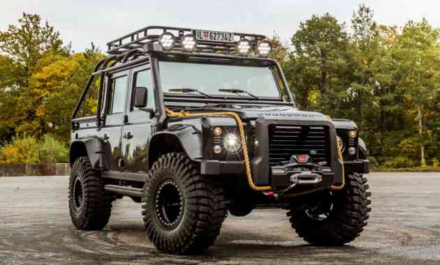Новый Land Rover Defender станет «молодежнее» Новый Land Rover Defender станет «молодежнее»