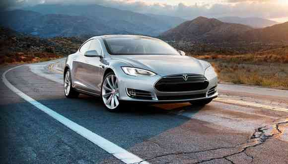 Опубликованы фото серийной модели самой дешевой Tesla Опубликованы фото серийной модели самой дешевой Tesla