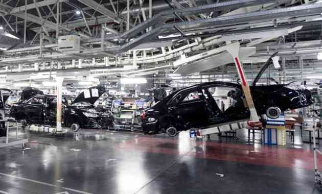 Российские автопроизводители отчитались о прибыли Российские автопроизводители отчитались о прибыли