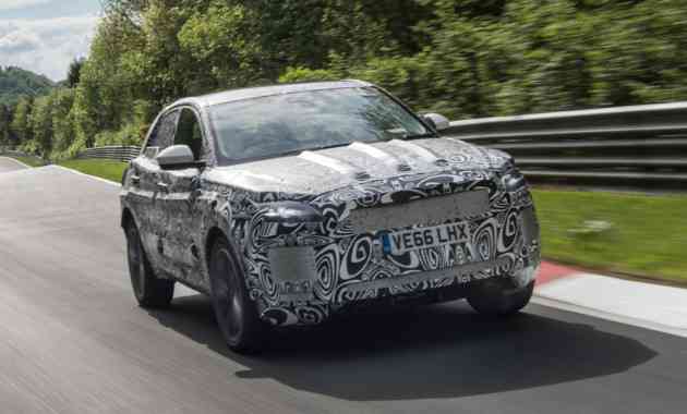 «Плюс-минус 40»: фото и видео с тестов нового кроссовера Jaguar E-Pace «Плюс-минус 40»: фото и видео с тестов нового кроссовера Jaguar E-Pace