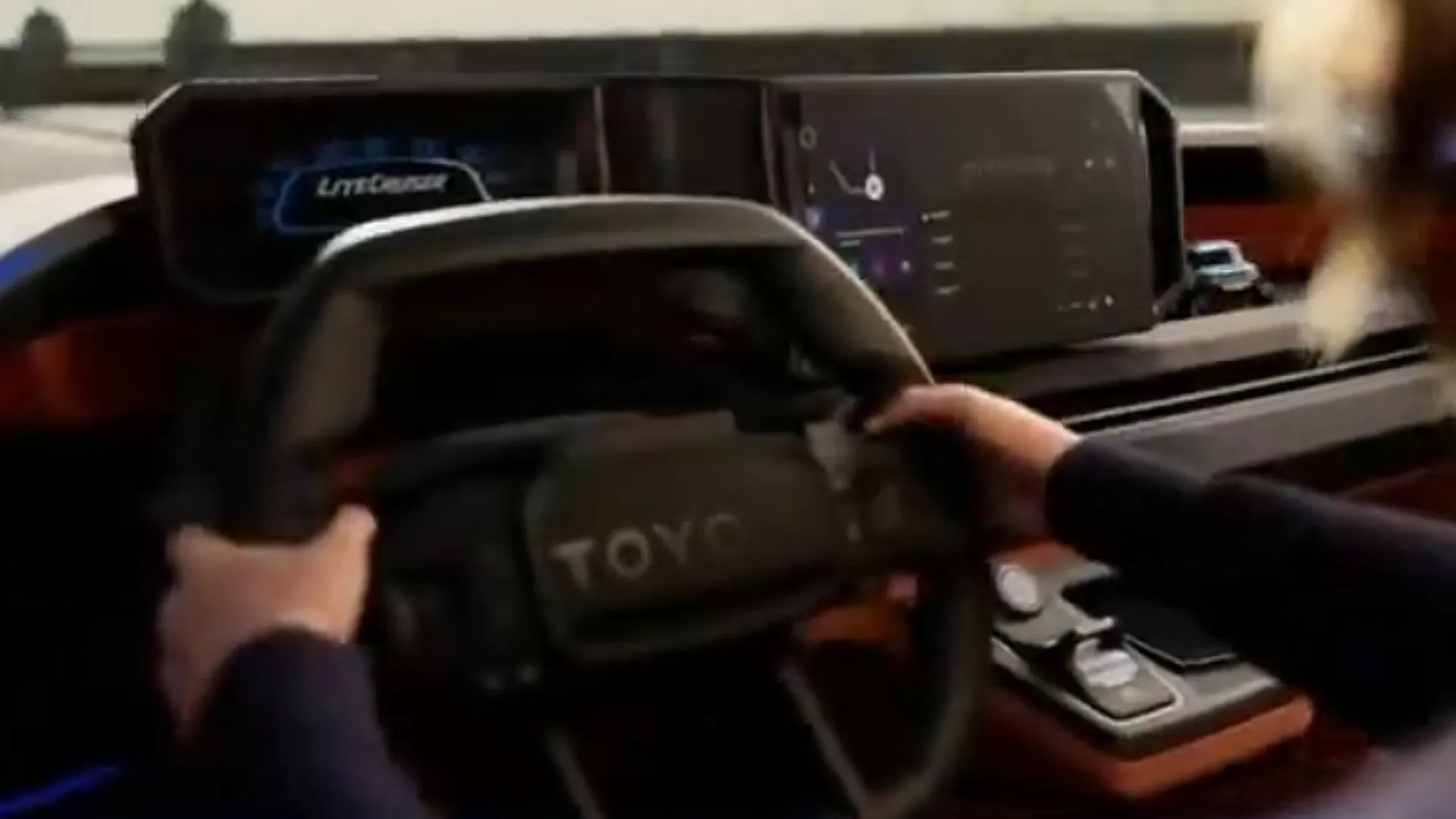 Toyota Compact Cruiser EV: маленький внедорожник показался на новых фото